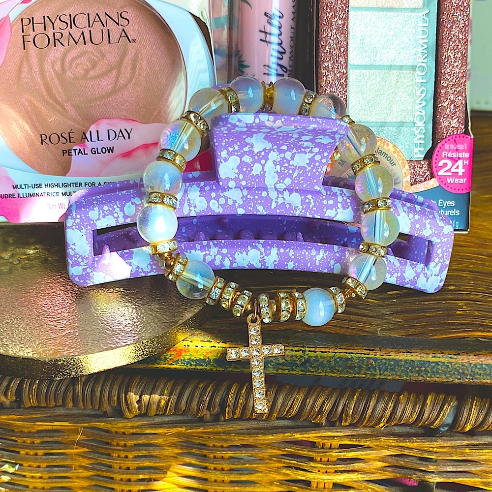 Physicians Formula - MASCARA, PETAL GLOW,& SHIMMER STRIPS EYE SHADOW & Free gift - Picture 2 of 12